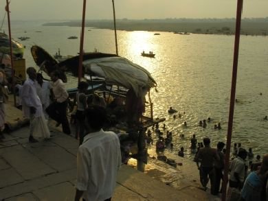 Motorradreise Indien Ganges bei Benares